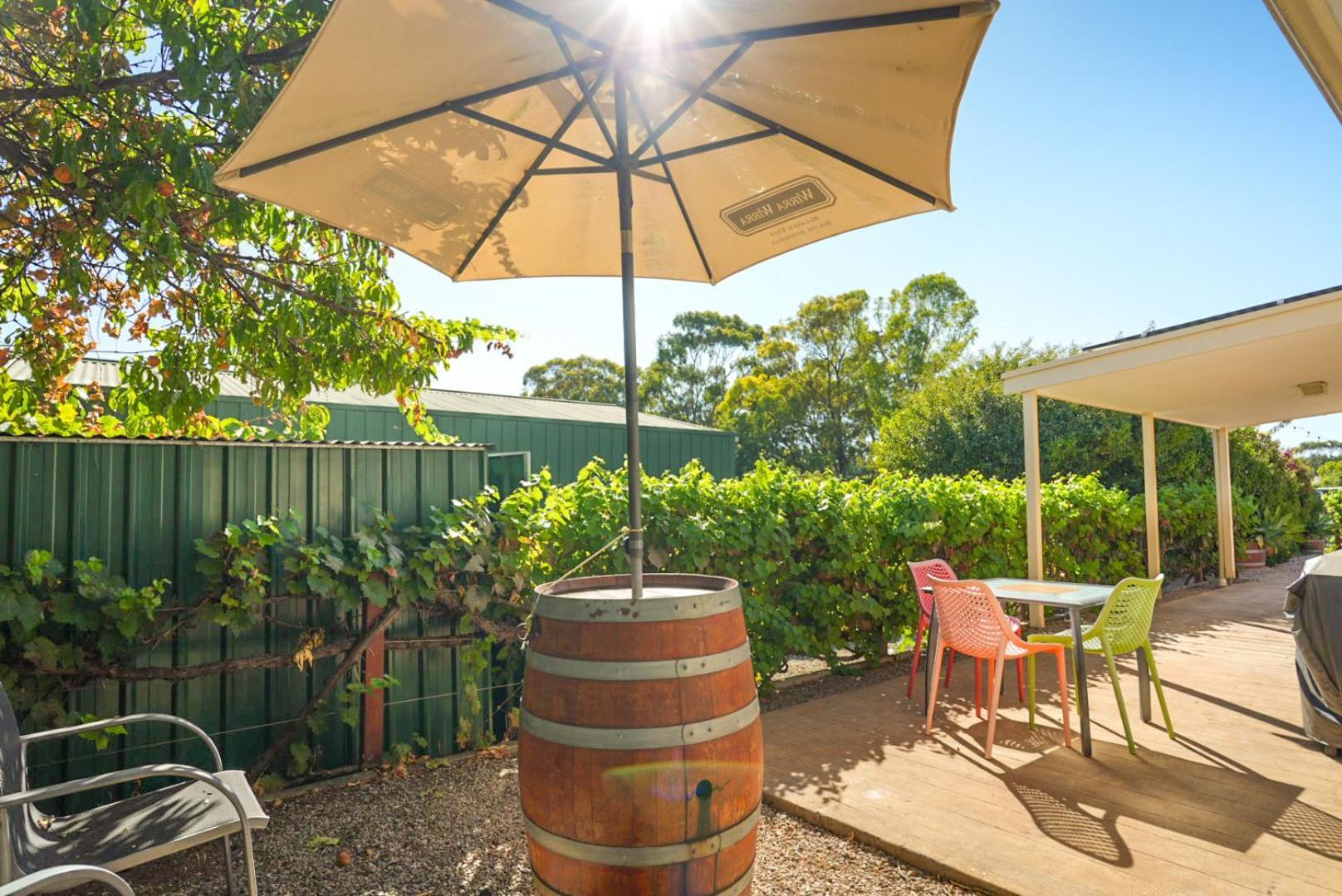 Mclaren Vale Studio Apartments Exterior photo