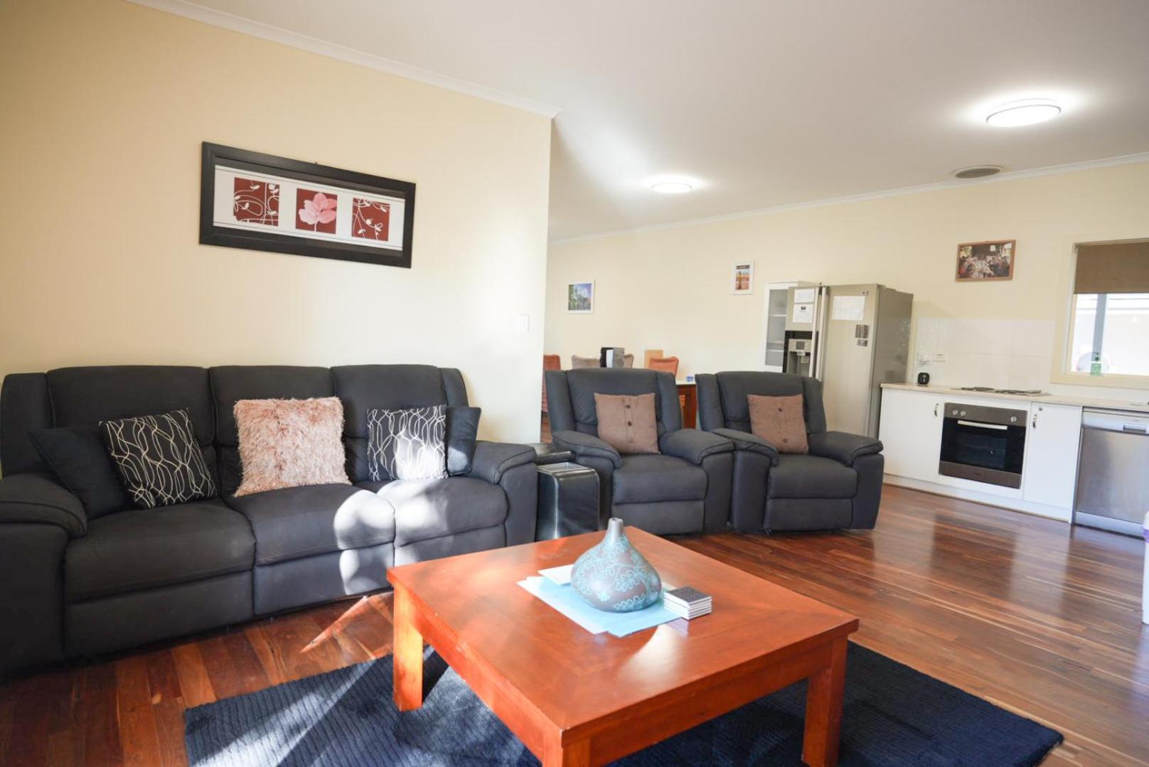 Mclaren Vale Studio Apartments Exterior photo